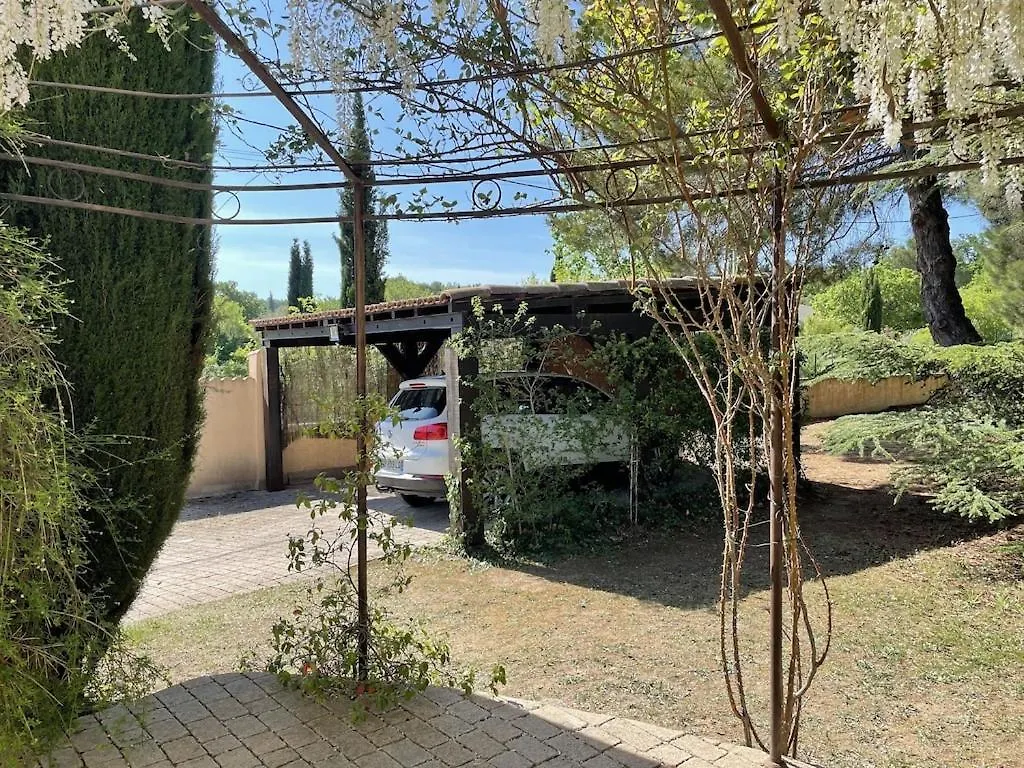 Magnifique Villa Avec Piscine Village A Pied Éguilles
