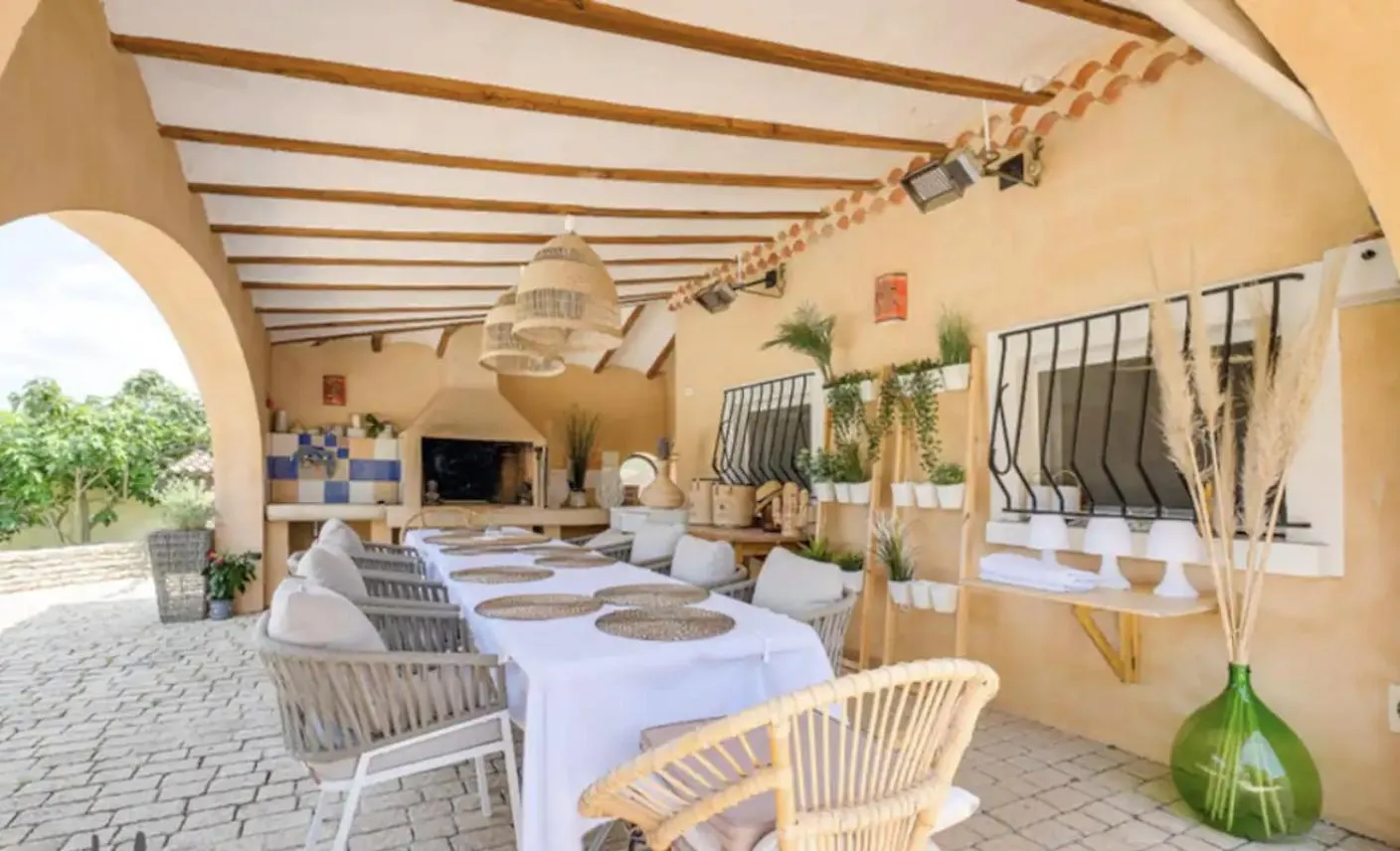 Magnifique Villa Avec Piscine Village A Pied Éguilles